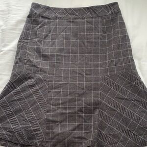 Nwt August Silk Neutral Flare Skirt size 8